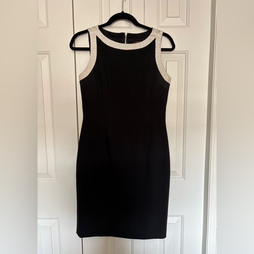 Melanie Lyne Sleeveless Metallic Trim Sheath Dress